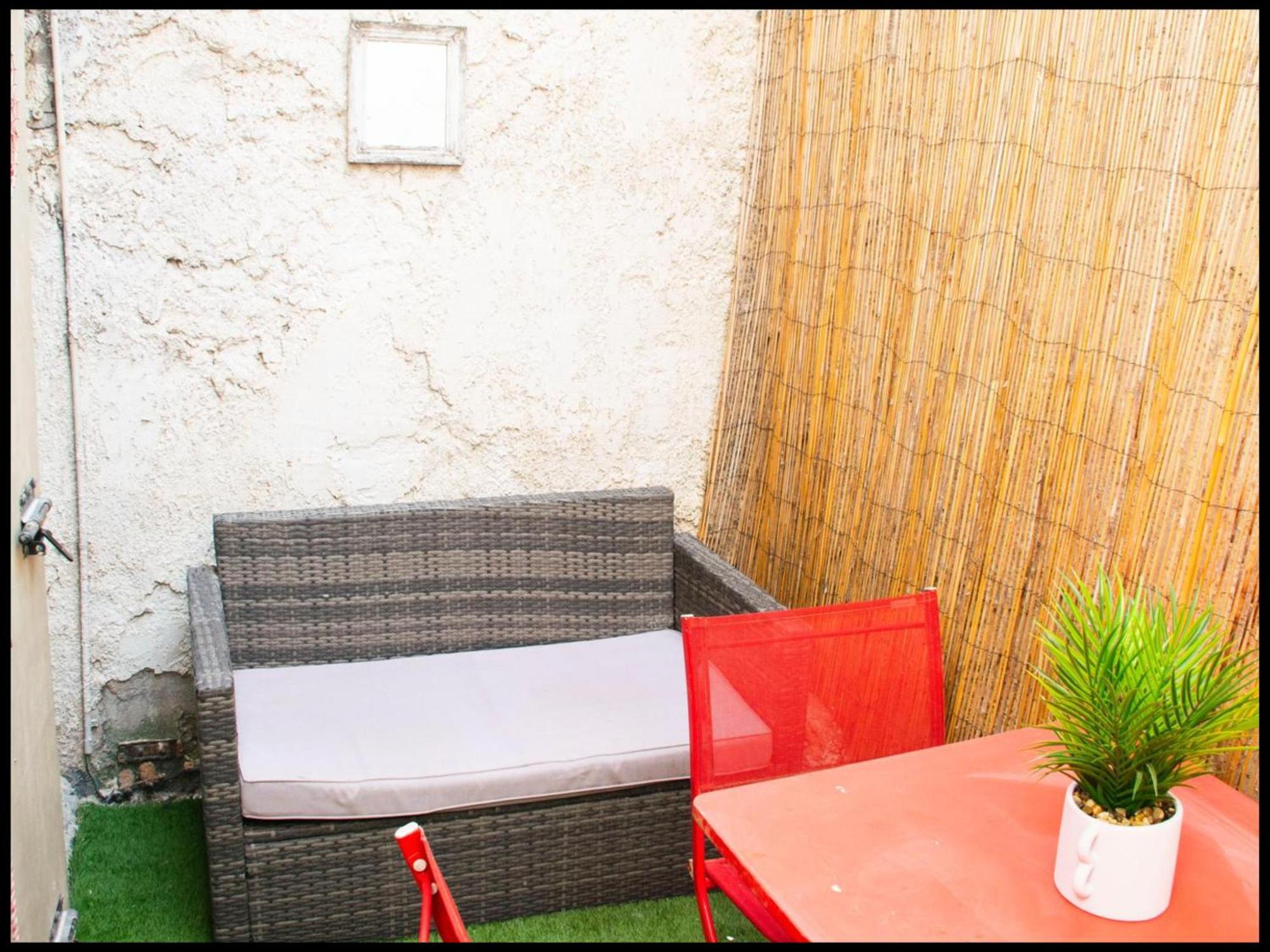La Calade Enchantee Pour 4 Marseille Bagian luar foto